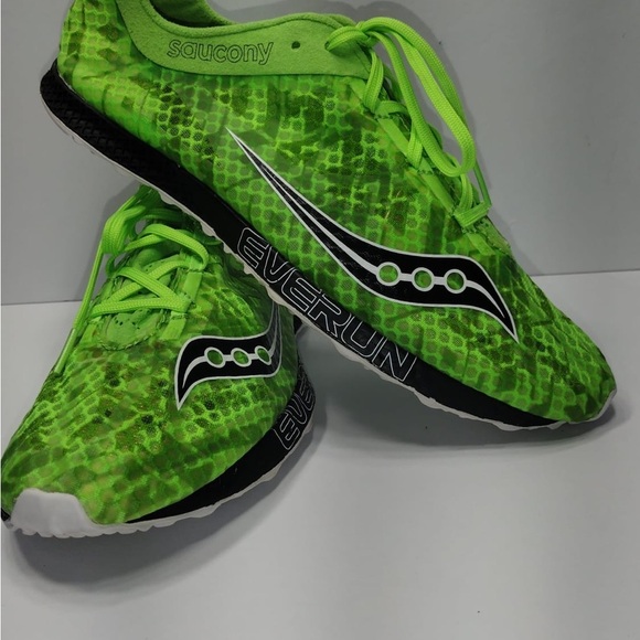 Saucony Green Running Shoes size 8.5 pre owned Exellent condition - Picture 4 of 8